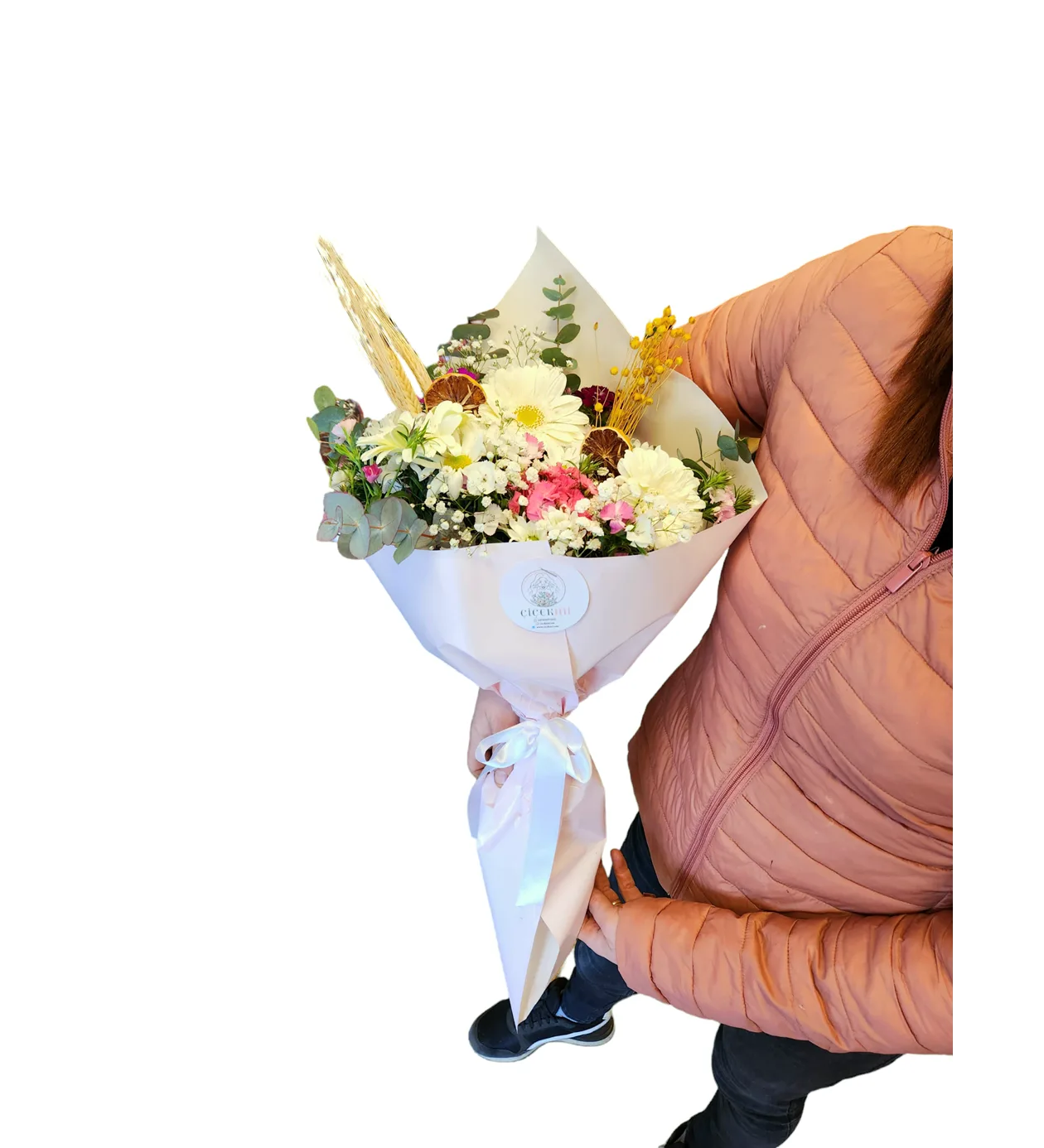 Soft Buket Kağıdında Beyaz Gerbera ve Bahar Çiçekleri