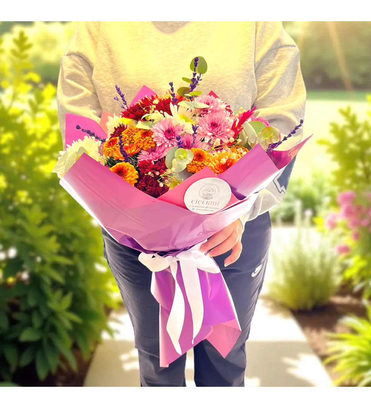 Kasımpatı Esintisi Purple Daisy Buketi | ÇiçekMi