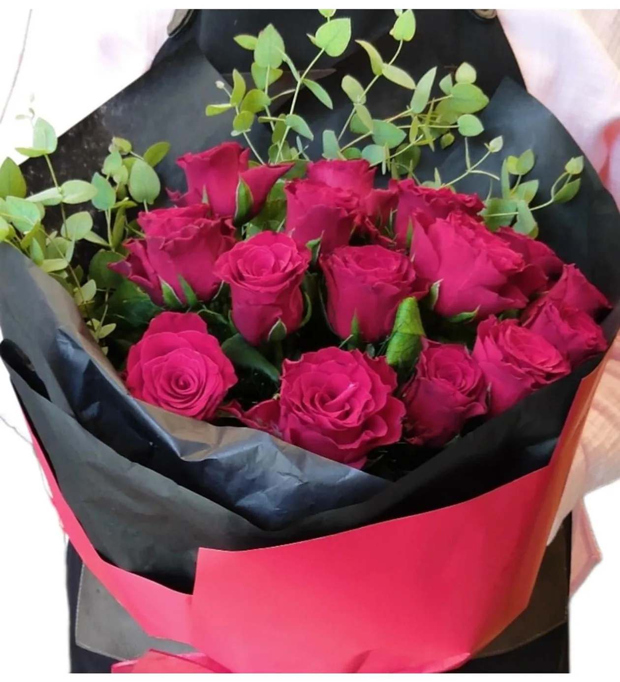 Love Me 15 Kırmızı Gül Buketi